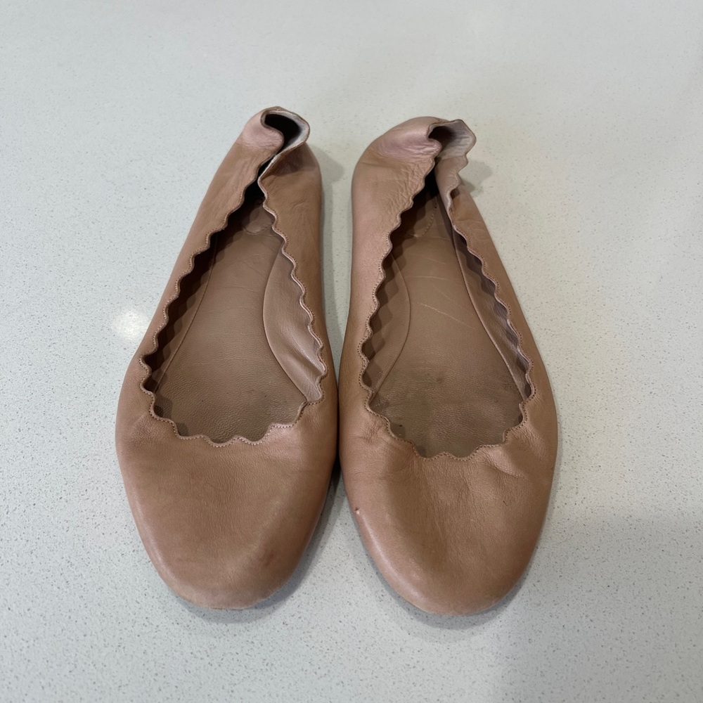 CHLOE Lauren scalloped leather ballet flats in blush - Picture 7 of 12